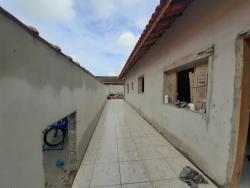Casa para Venda em Mongaguá - 2