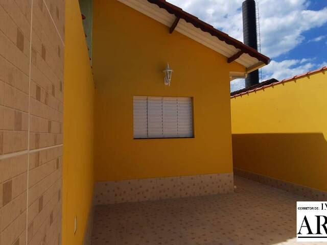 #570 - Casa para Venda em Mongaguá - SP