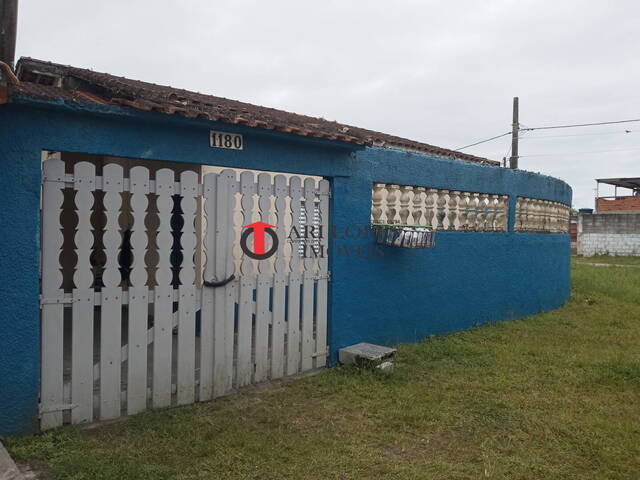 #662 - Casa para Venda em Mongaguá - SP