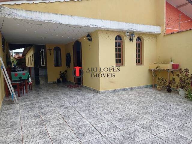 #746 - Casa para Venda em Mongaguá - SP