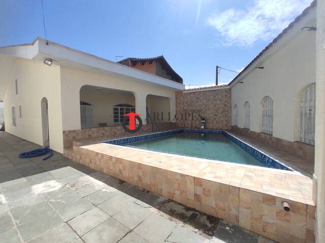 #887 - Casa para Venda em Mongaguá - SP - 2