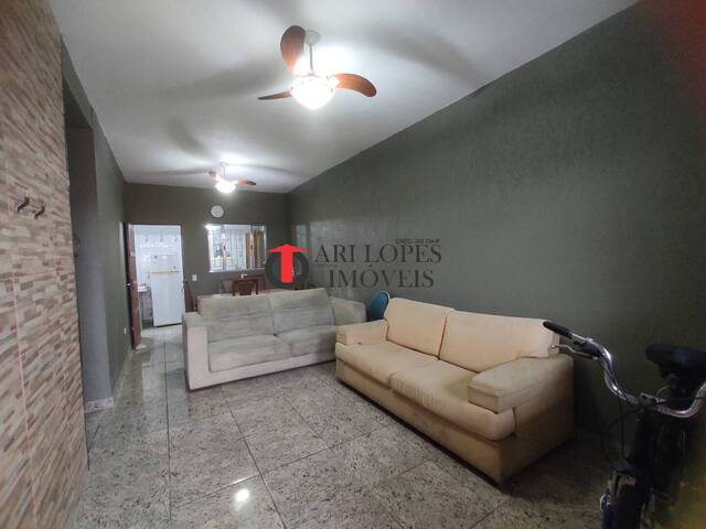 #906 - Casa para Venda em Mongaguá - SP - 2