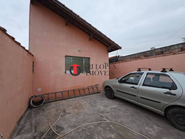 #939 - Casa para Venda em Mongaguá - SP - 2