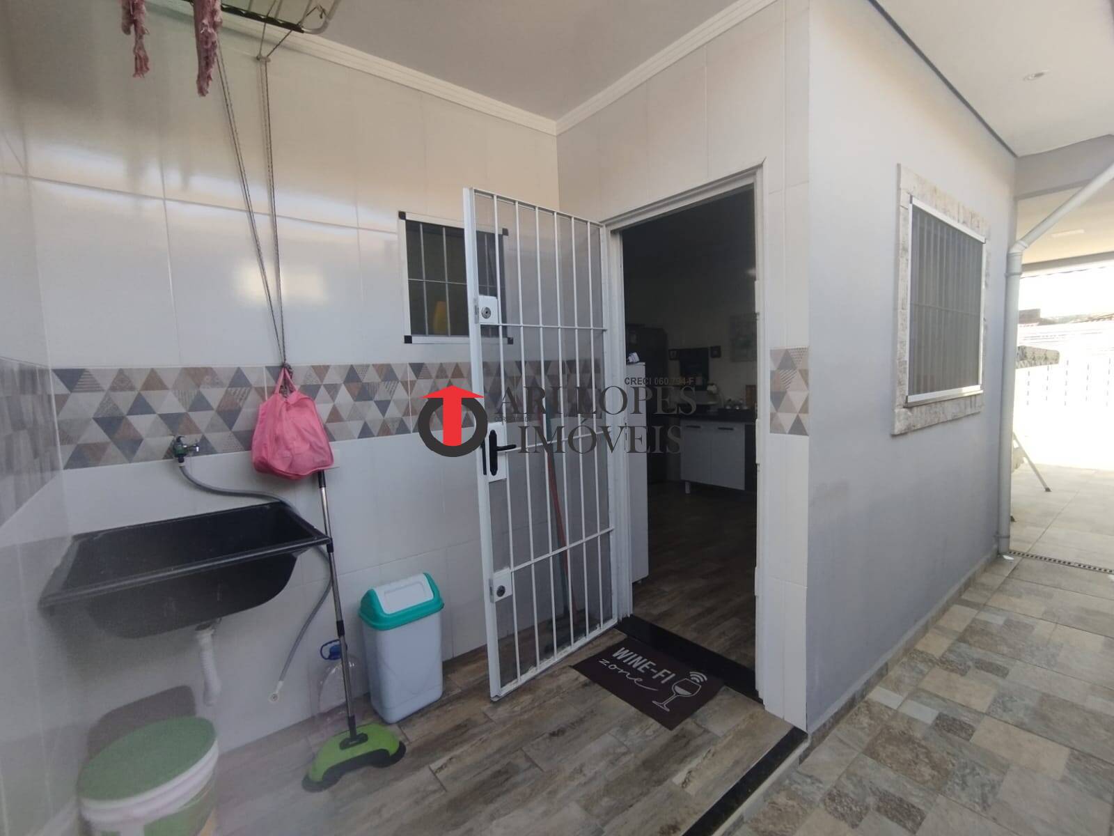 Casa à venda e aluguel com 3 quartos, 105m² - Foto 23