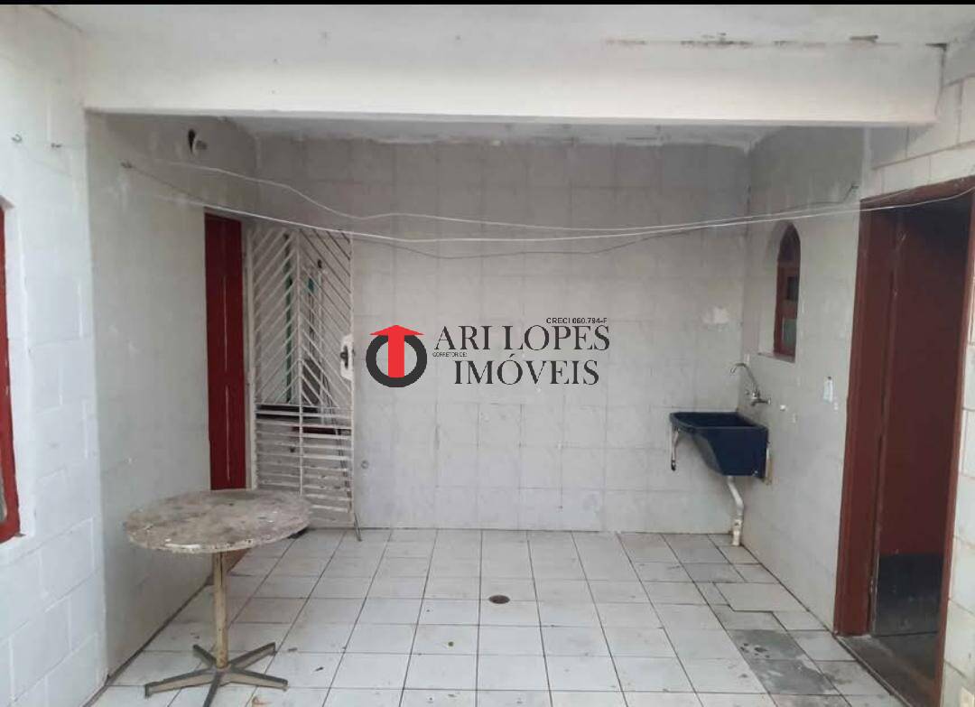 Casa à venda e aluguel com 3 quartos - Foto 5