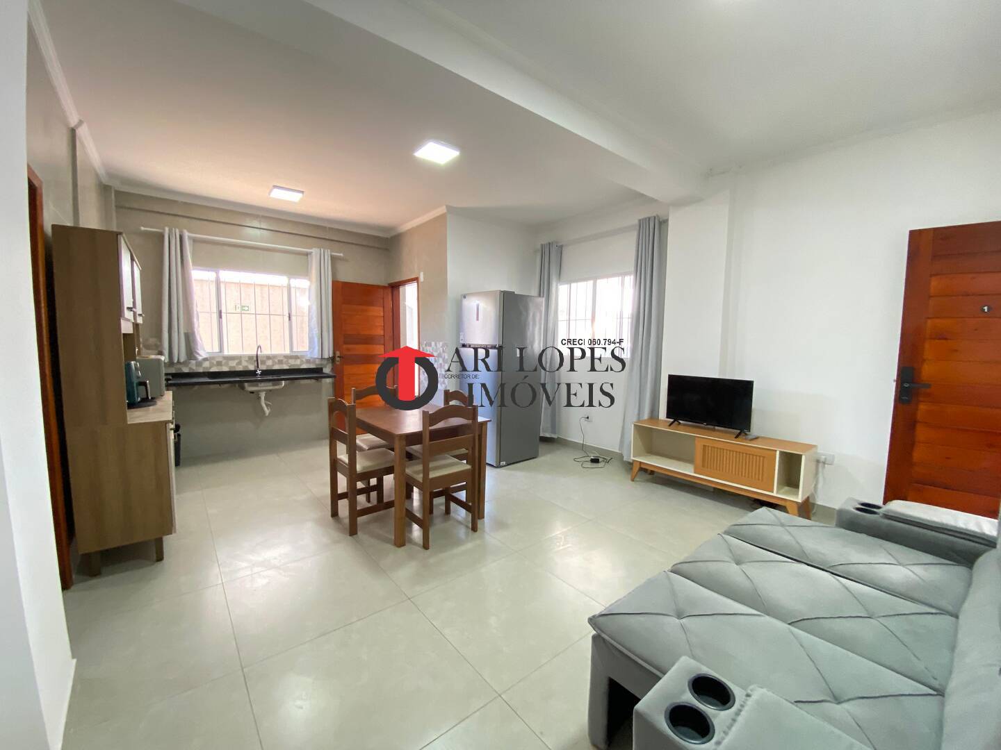 Casa, 2 quartos, 194 m² - Foto 1